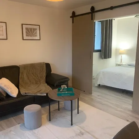La Des Feutres App3 Apartment *